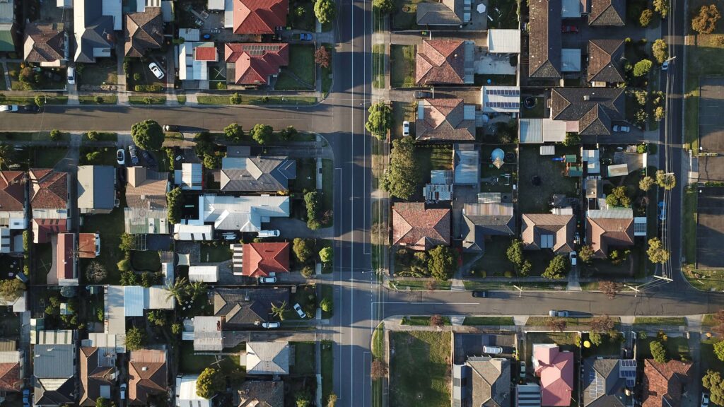 住宅地を空から写した写真